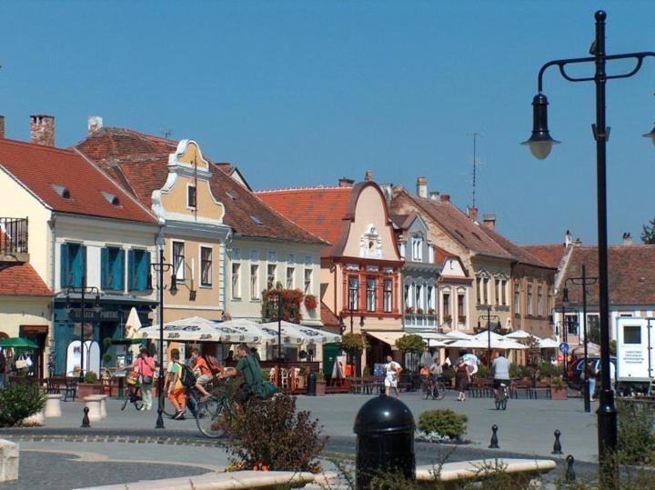 Arany Strucc Hotel Kőszeg Exteriör bild