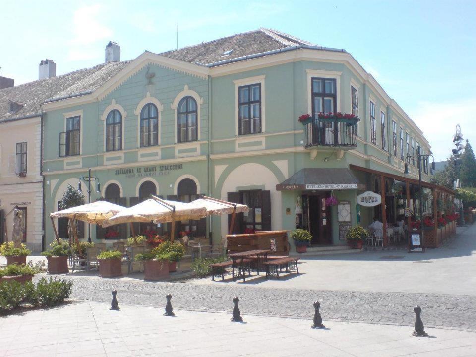 Arany Strucc Hotel Kőszeg Exteriör bild